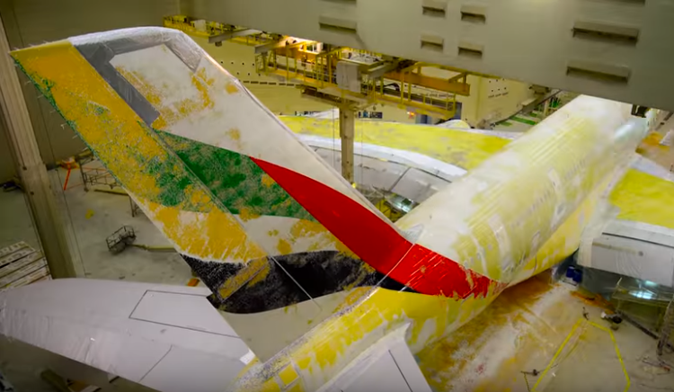 Timelapse painting of an airplane